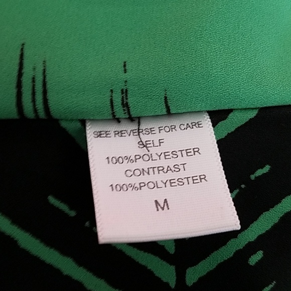 Tropical patterned green tank top - Picture 6 of 6